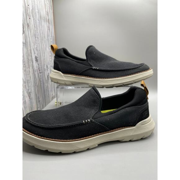 Skechers Memory Foam Slip On GoGaMat Mens Loafer Sneaker 11 - Picture 1 of 7